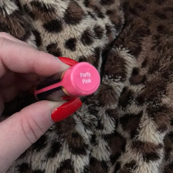 Lipsense - Picture 6 of 6